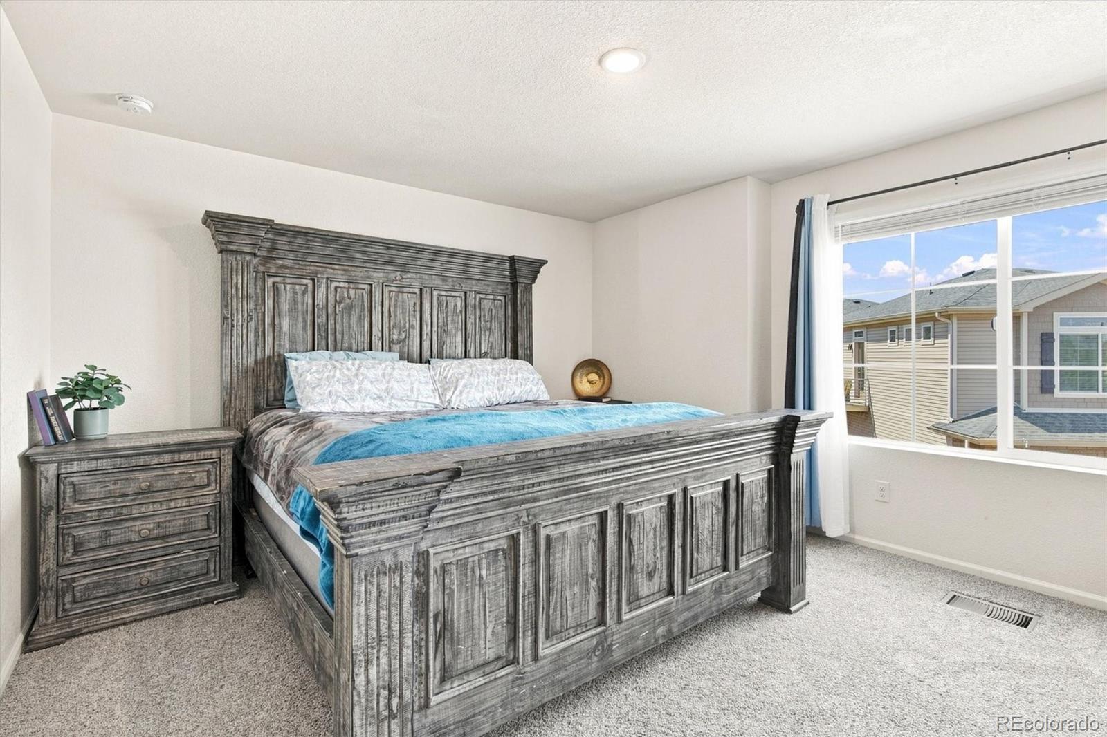 MLS Image #3 for 26236 e byers place,aurora, Colorado