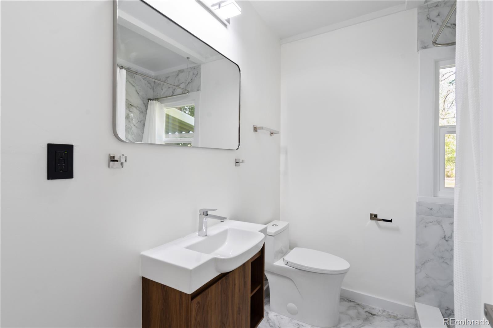 MLS Image #13 for 5655 e minnesota drive,denver, Colorado