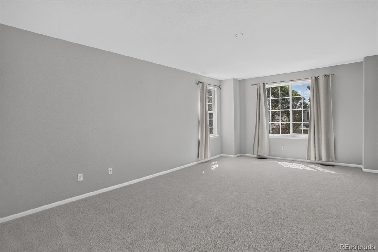 MLS Image #13 for 162 s quince street,denver, Colorado