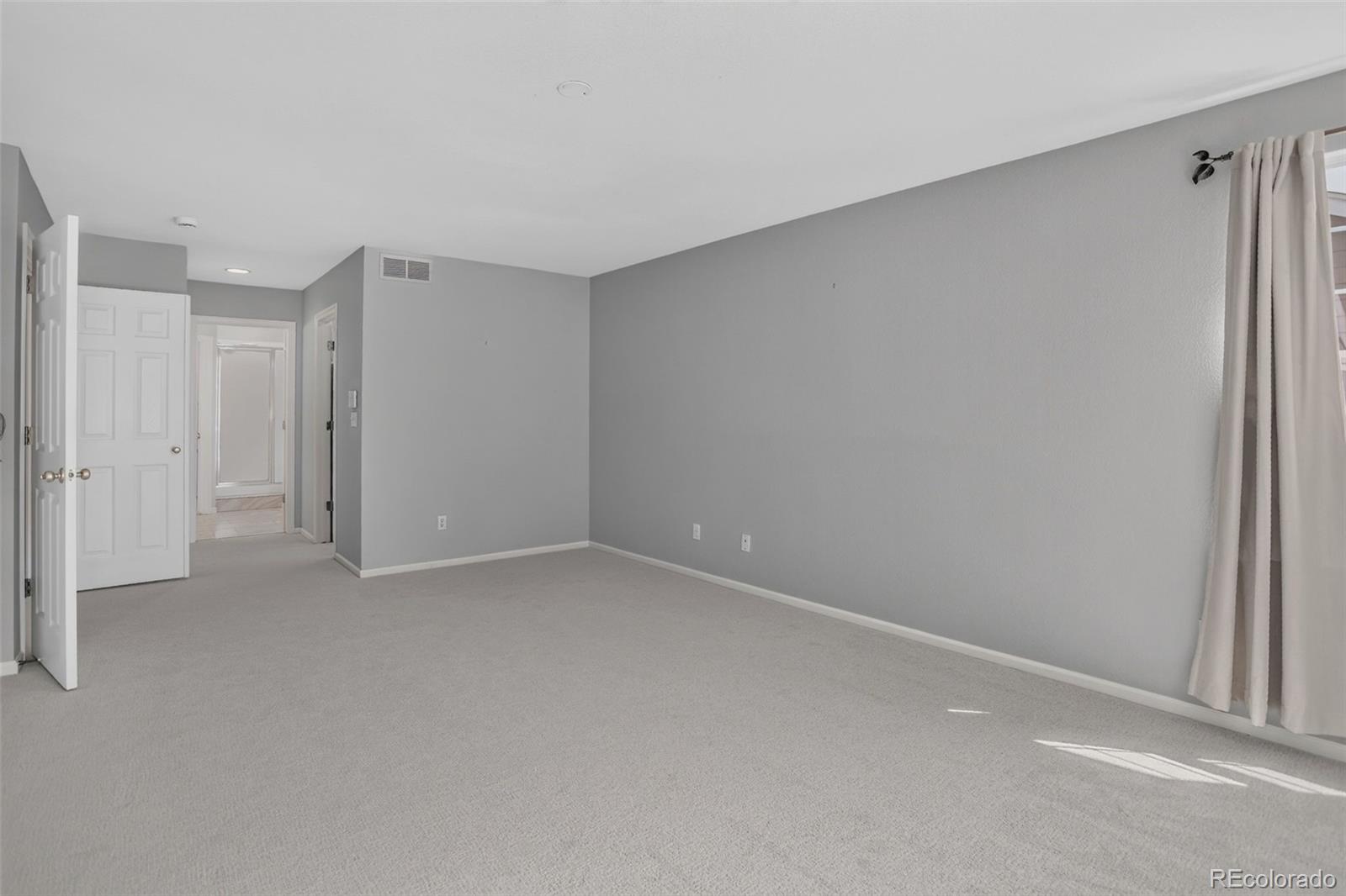 MLS Image #14 for 162 s quince street,denver, Colorado