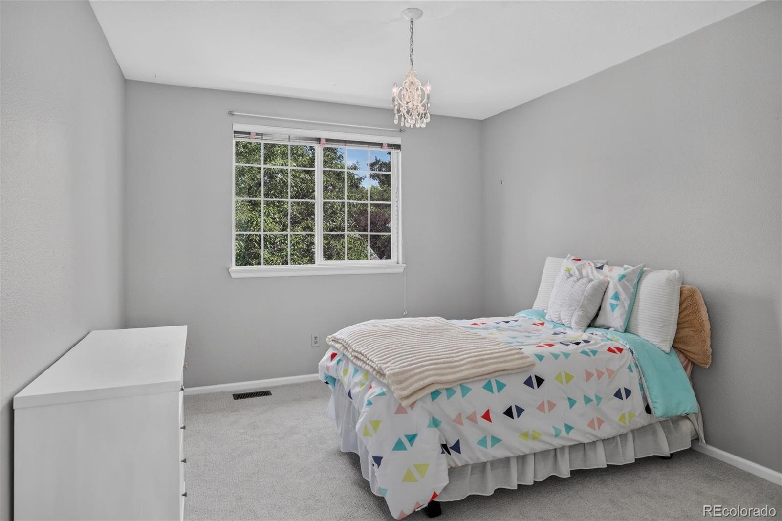 MLS Image #18 for 162 s quince street,denver, Colorado