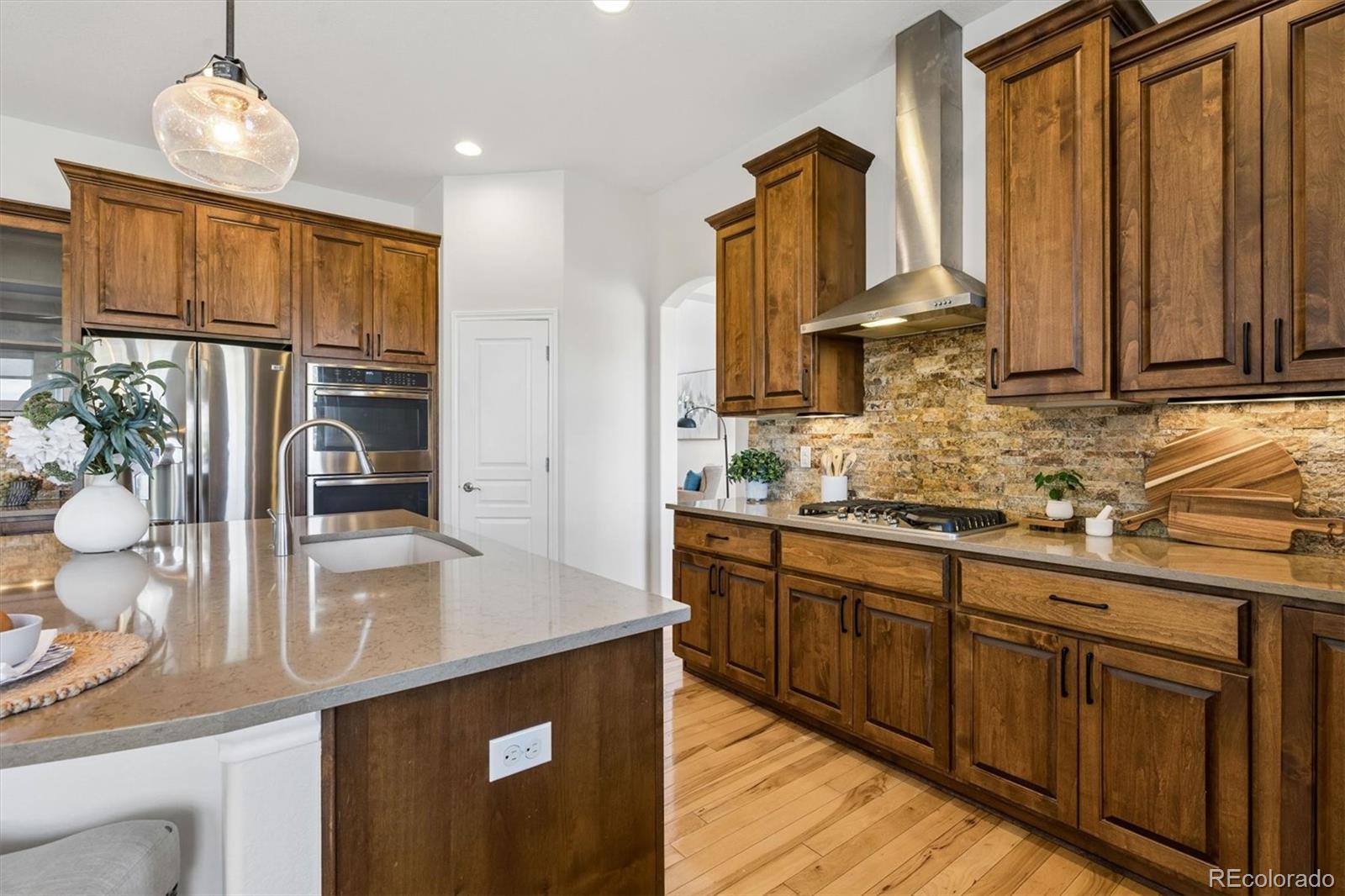 MLS Image #10 for 13439 w 87th drive,arvada, Colorado