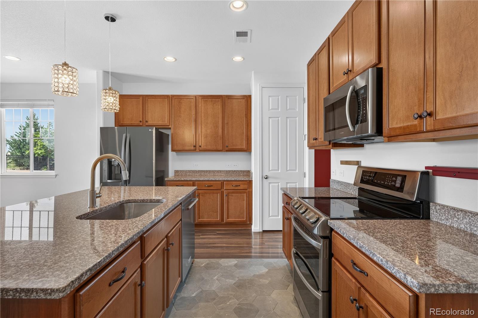 MLS Image #9 for 25644 e byers drive,aurora, Colorado