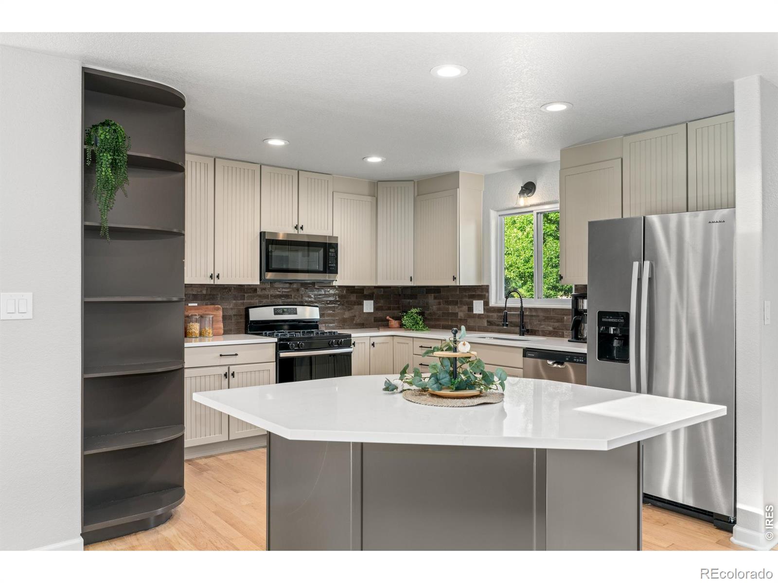 MLS Image #10 for 1115  jennifer drive,loveland, Colorado