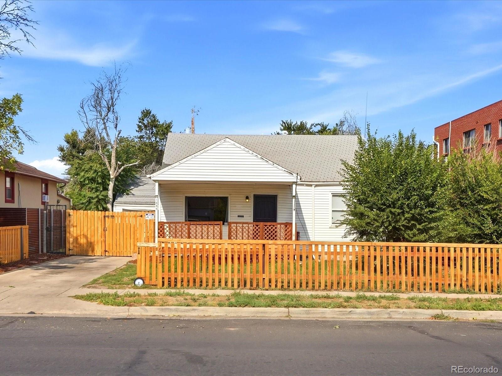 MLS Image #1 for 1685  clinton street,aurora, Colorado