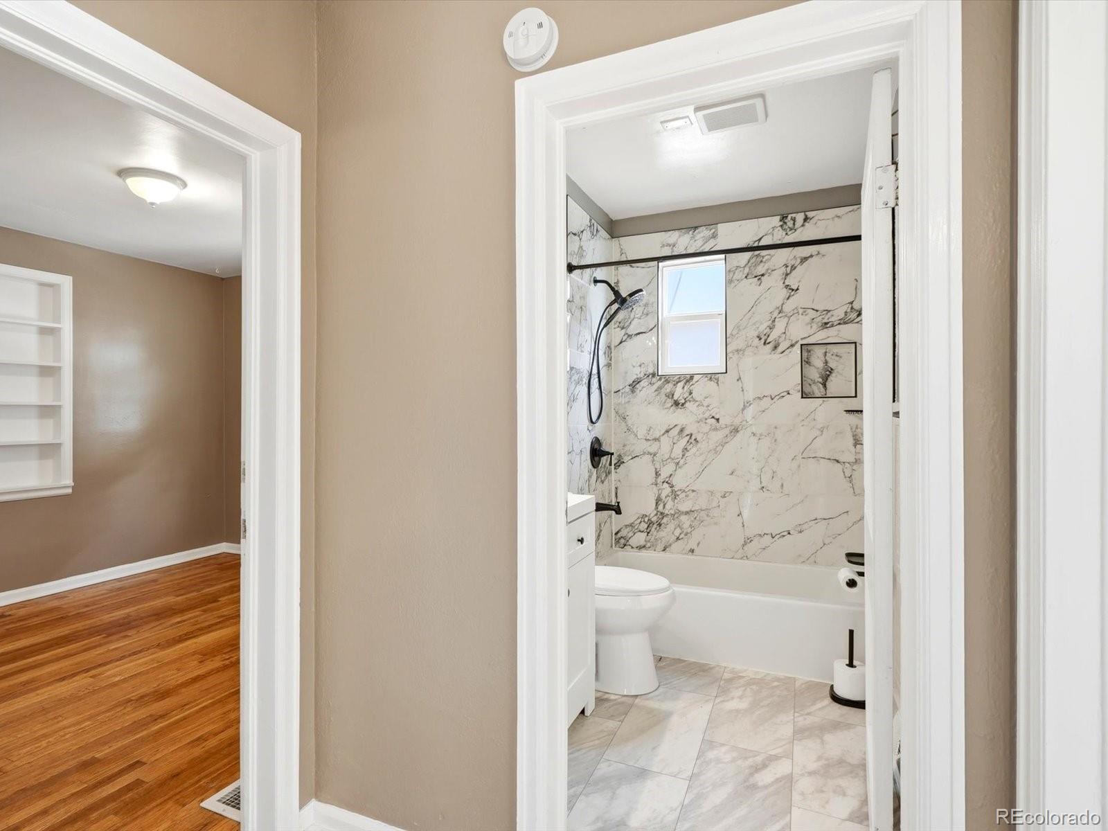 MLS Image #15 for 1685  clinton street,aurora, Colorado