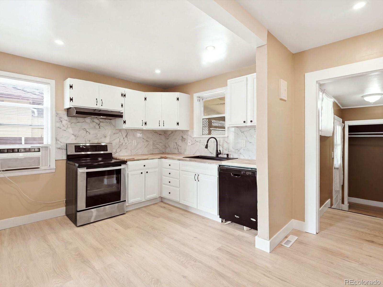 MLS Image #28 for 1685  clinton street,aurora, Colorado