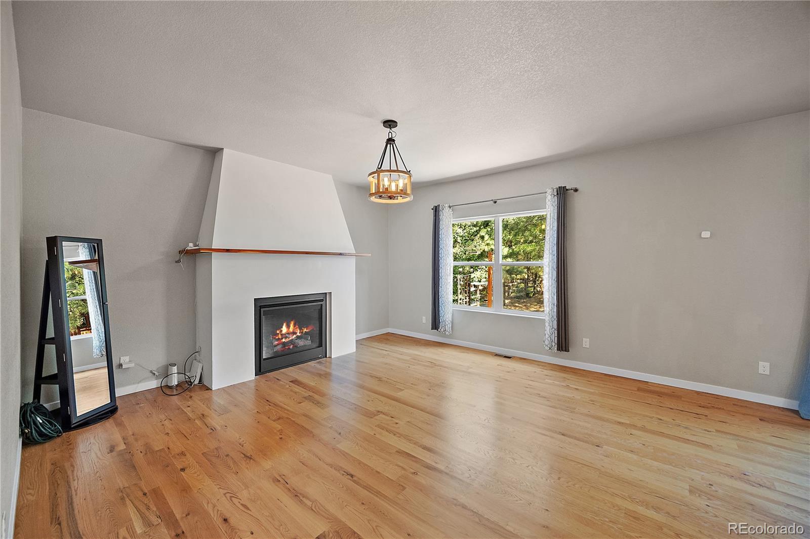 MLS Image #5 for 18425  dunes lake lane,monument, Colorado