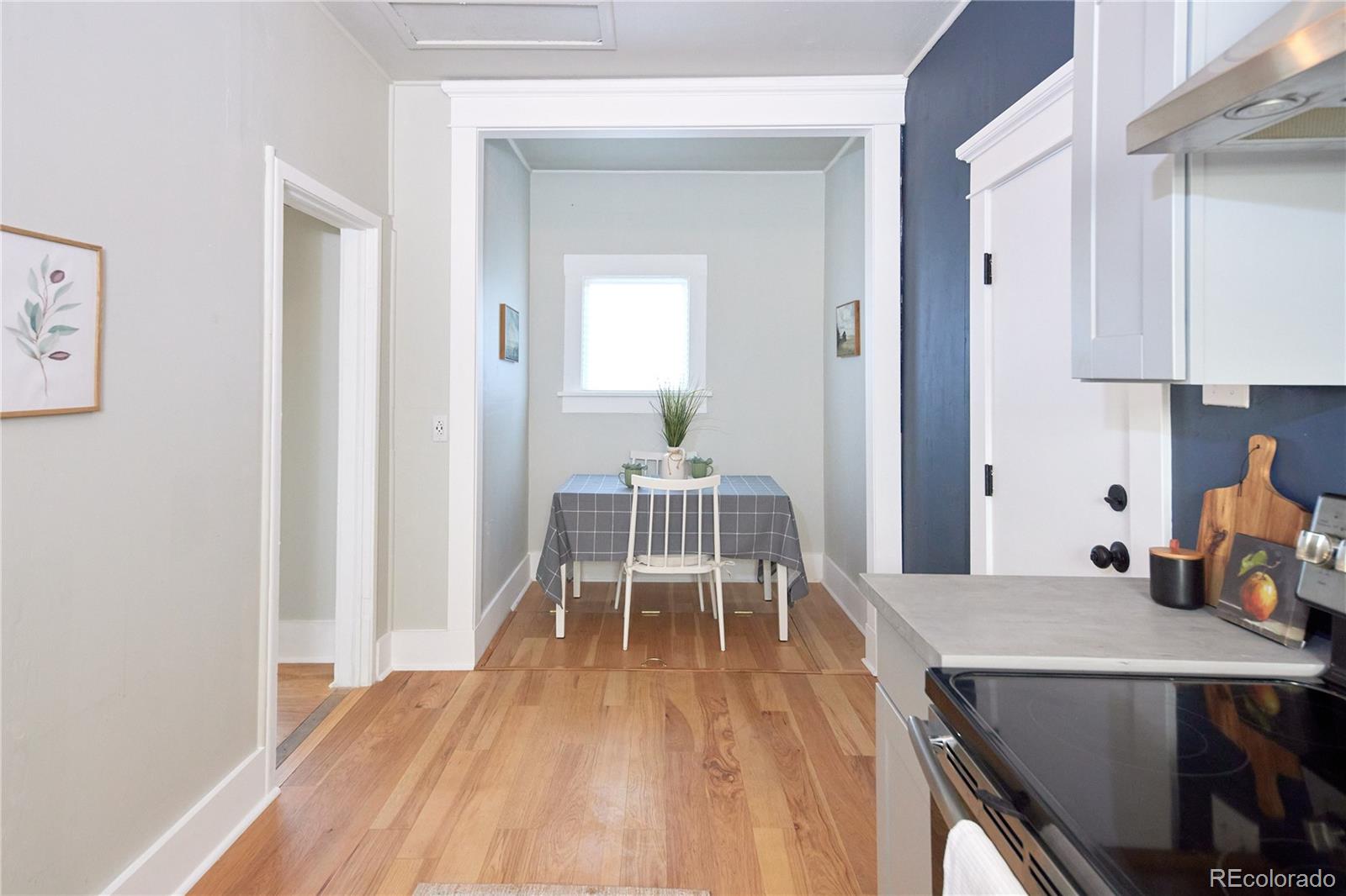 MLS Image #11 for 2901 s sherman street,englewood, Colorado