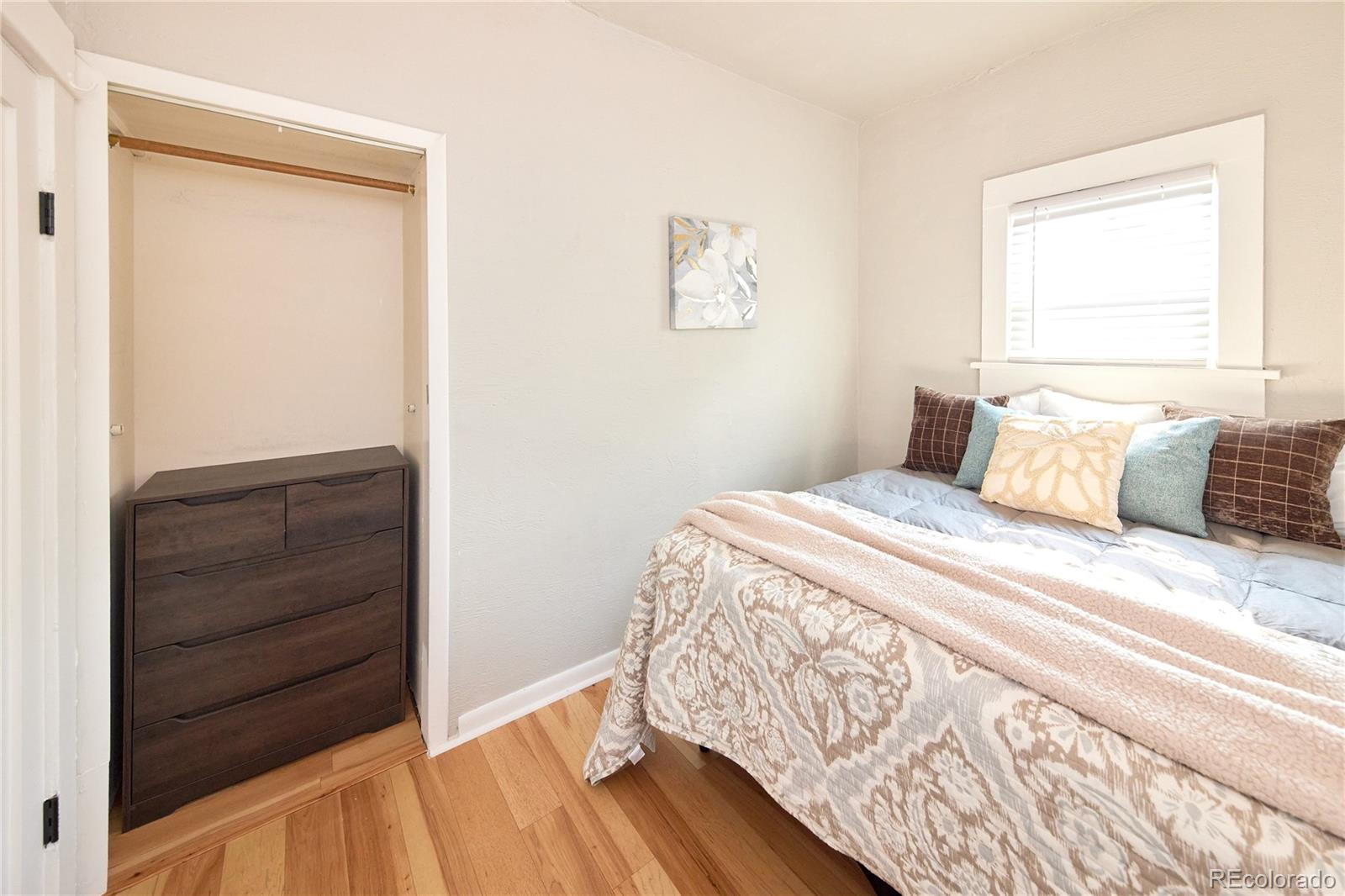 MLS Image #15 for 2901 s sherman street,englewood, Colorado