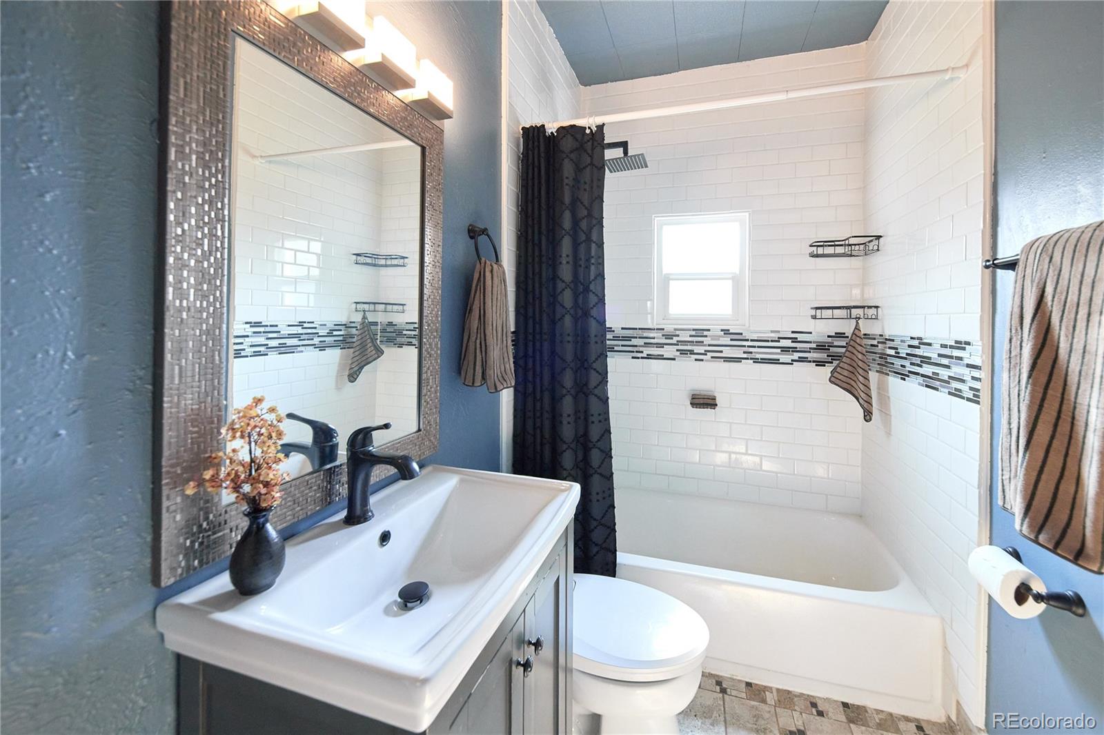 MLS Image #17 for 2901 s sherman street,englewood, Colorado