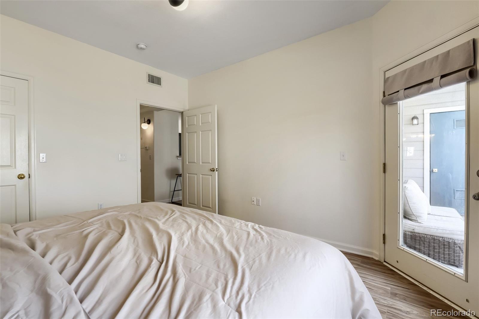 MLS Image #13 for 8365  pebble creek way,littleton, Colorado