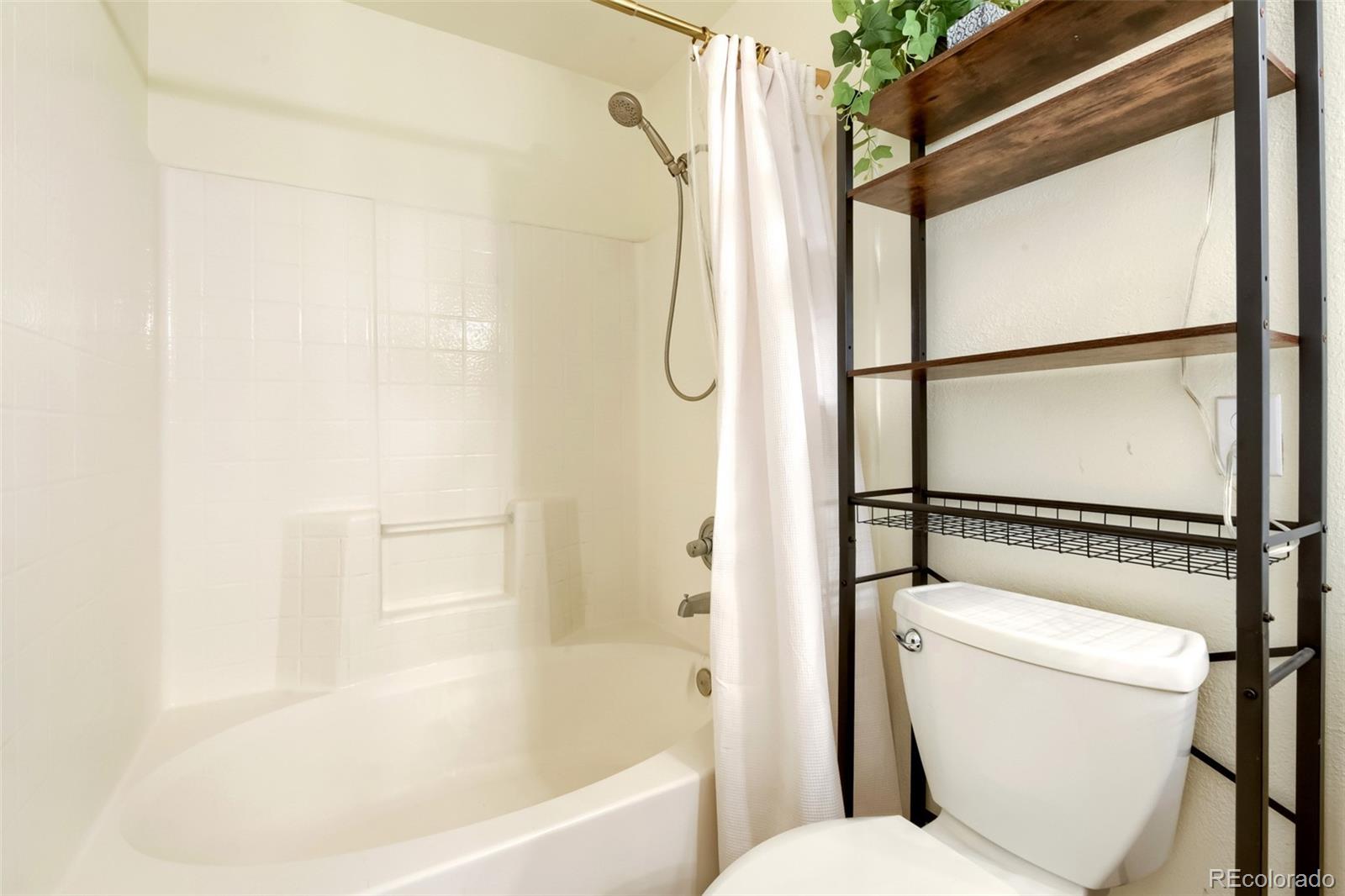 MLS Image #9 for 8365  pebble creek way,littleton, Colorado