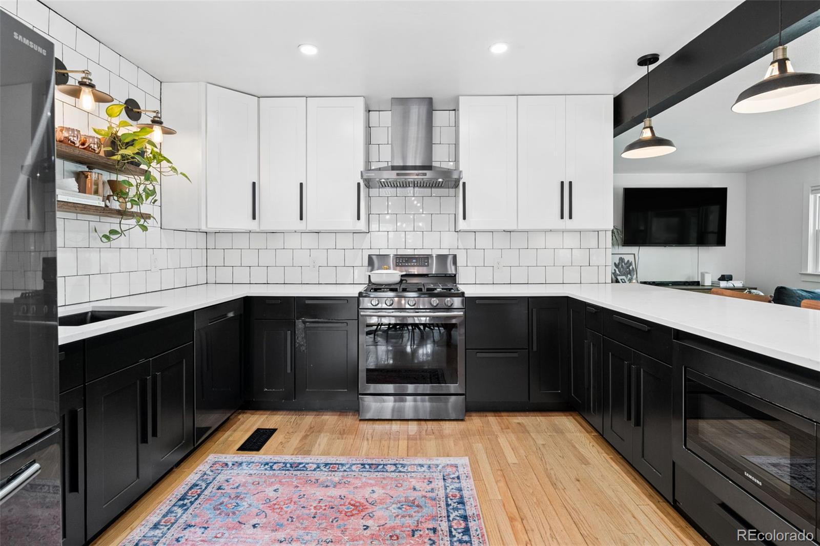 MLS Image #16 for 1361 s glencoe street,denver, Colorado