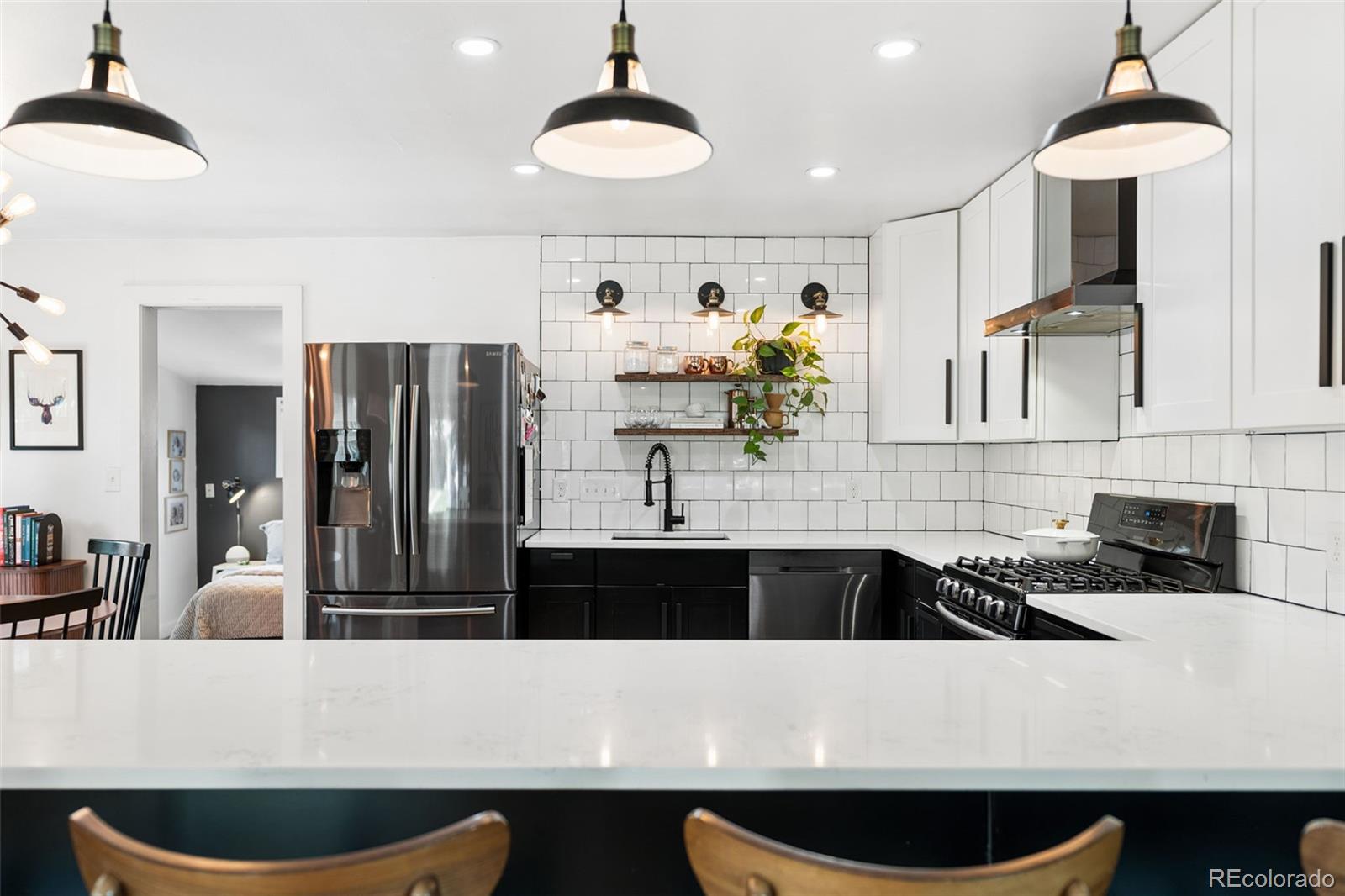 MLS Image #18 for 1361 s glencoe street,denver, Colorado