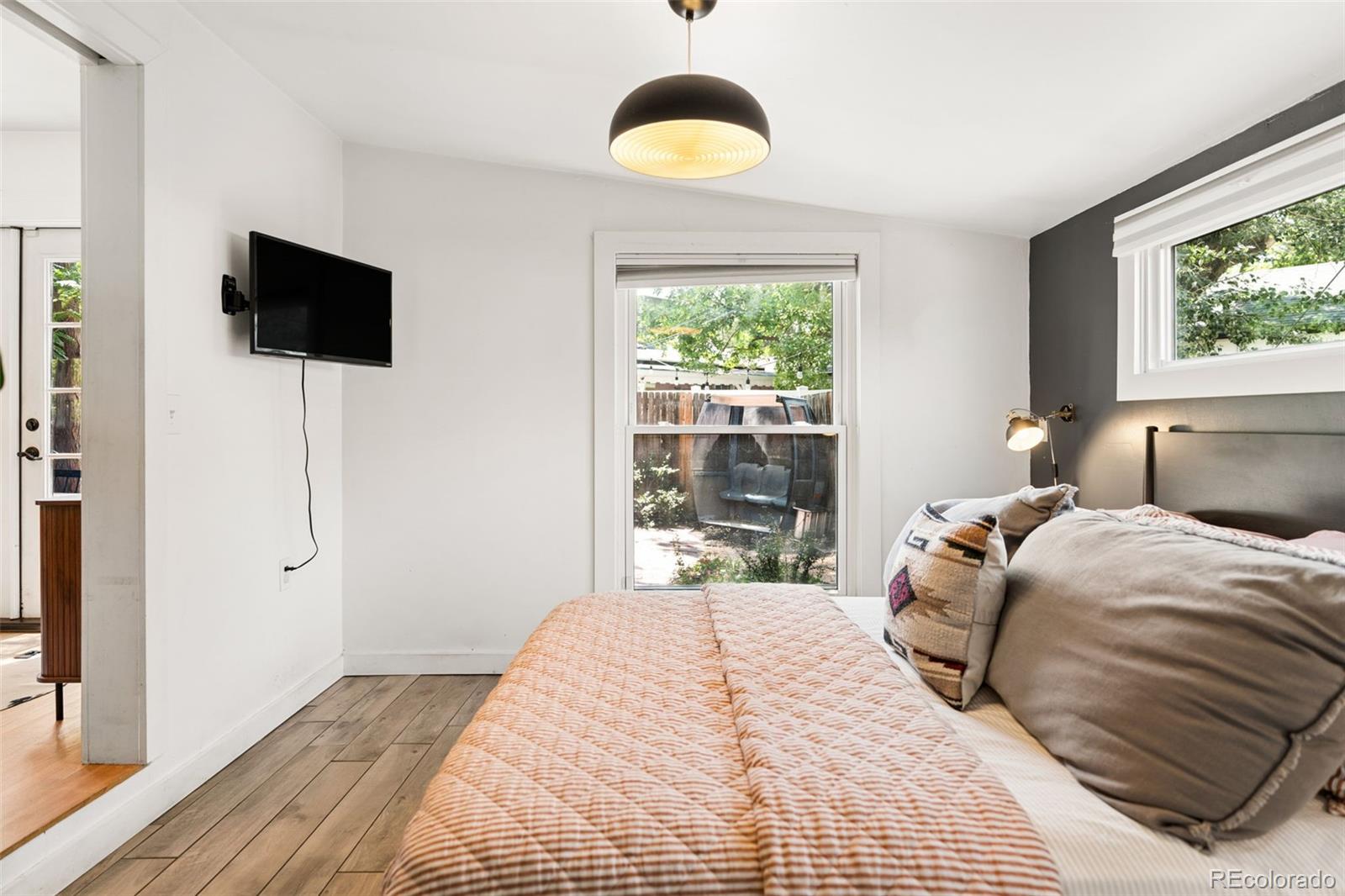 MLS Image #24 for 1361 s glencoe street,denver, Colorado