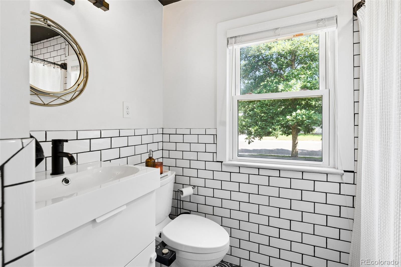 MLS Image #33 for 1361 s glencoe street,denver, Colorado