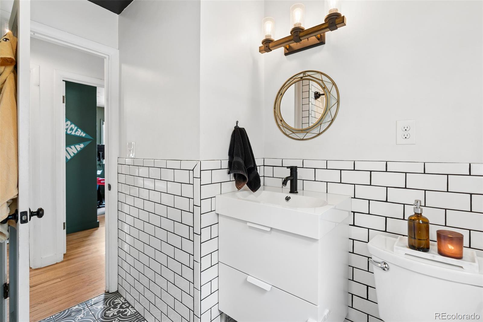 MLS Image #34 for 1361 s glencoe street,denver, Colorado