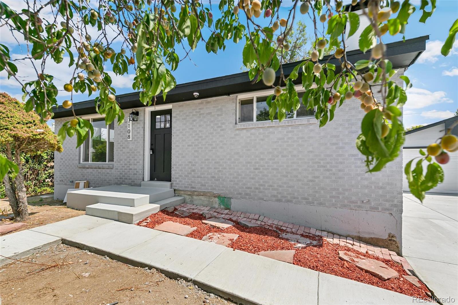 MLS Image #1 for 7108  huron street,denver, Colorado