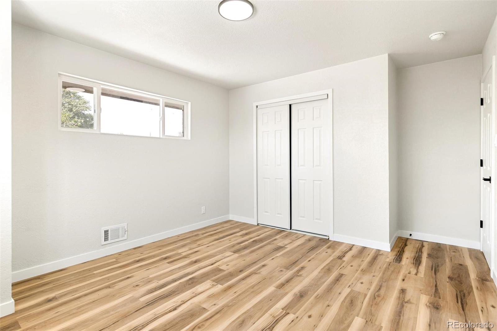MLS Image #11 for 7108  huron street,denver, Colorado