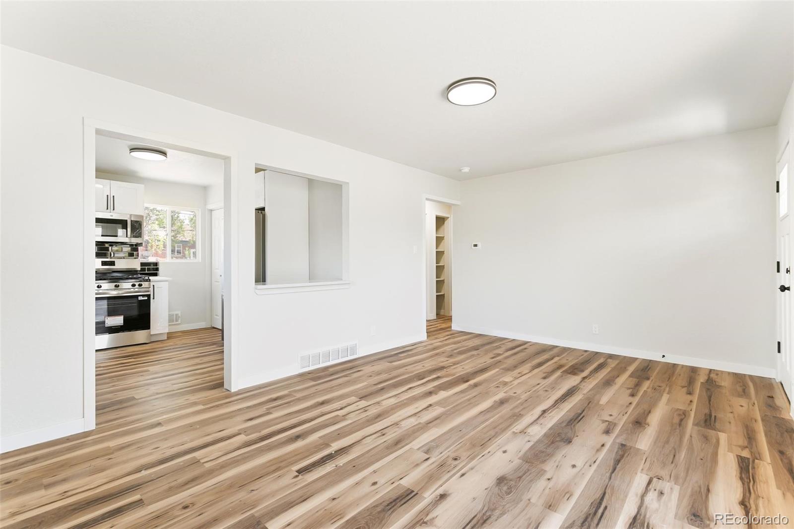 MLS Image #3 for 7108  huron street,denver, Colorado