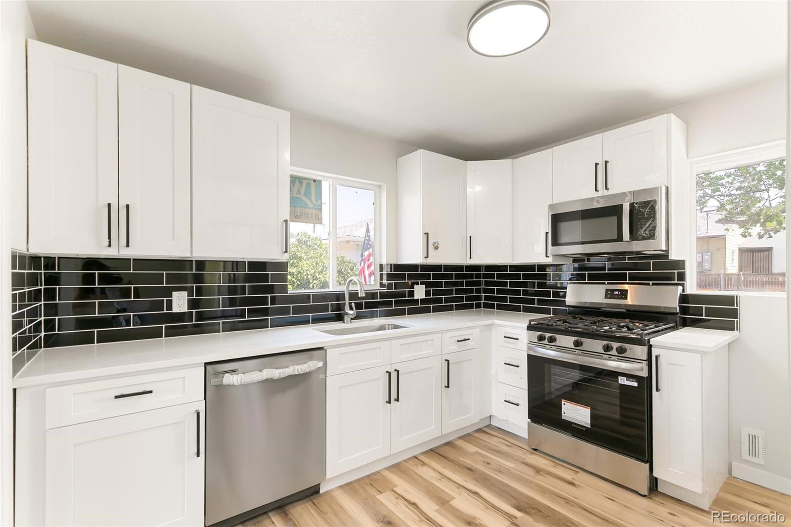 MLS Image #6 for 7108  huron street,denver, Colorado