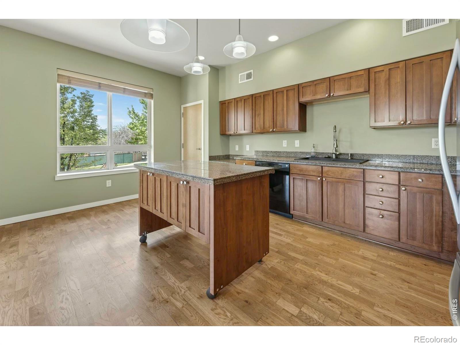 MLS Image #11 for 1053 w century drive,louisville, Colorado