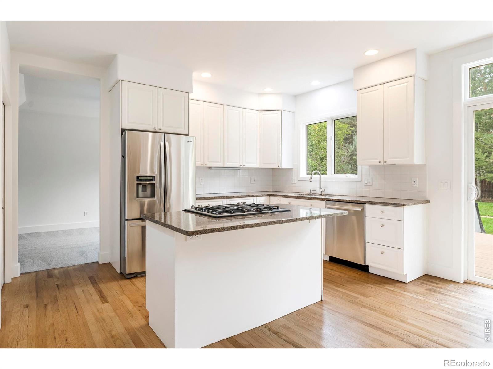 MLS Image #10 for 4507 s hampton circle,boulder, Colorado