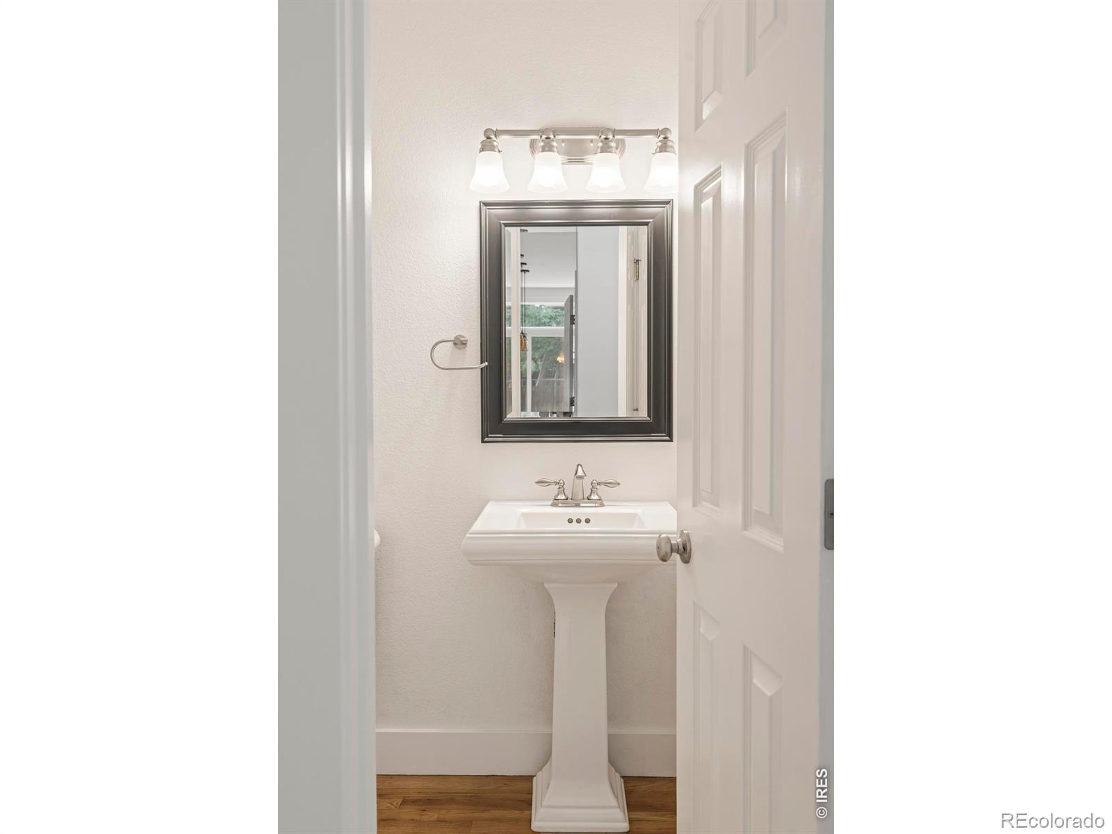 MLS Image #15 for 4507 s hampton circle,boulder, Colorado