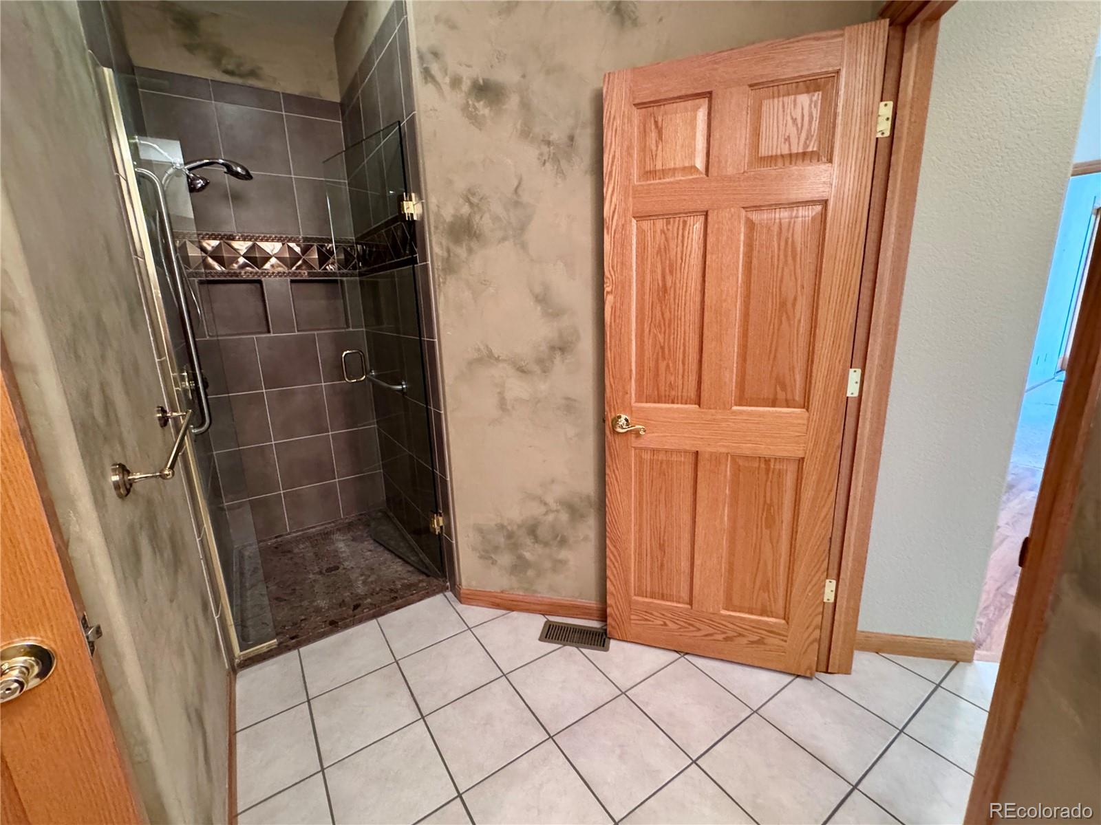 MLS Image #10 for 2580  outlook trail,broomfield, Colorado