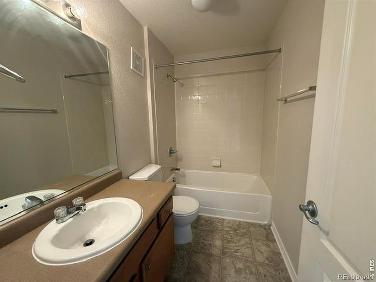 MLS Image #13 for 5551  29th street,greeley, Colorado