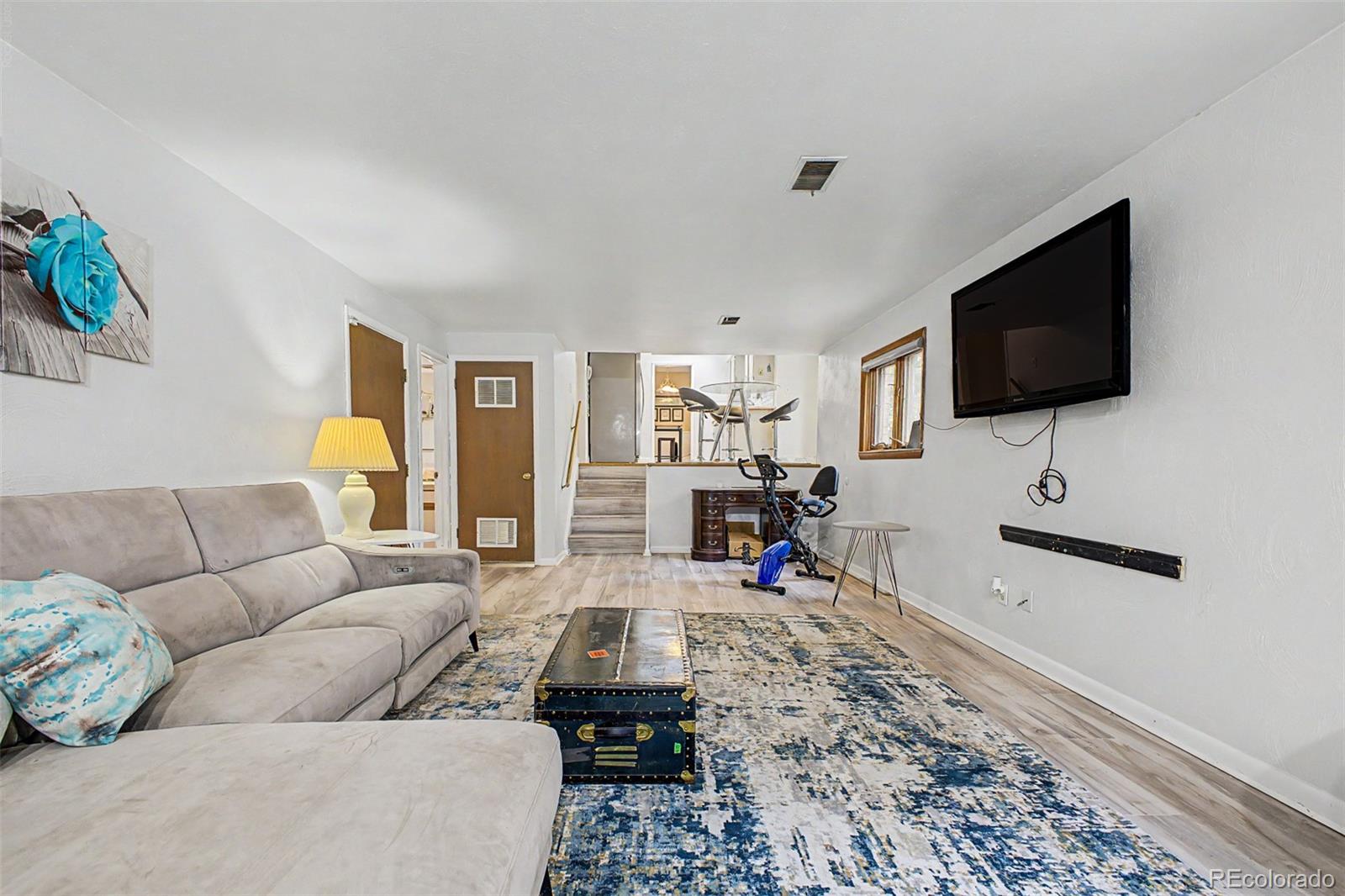 MLS Image #6 for 1991 s locust street,denver, Colorado