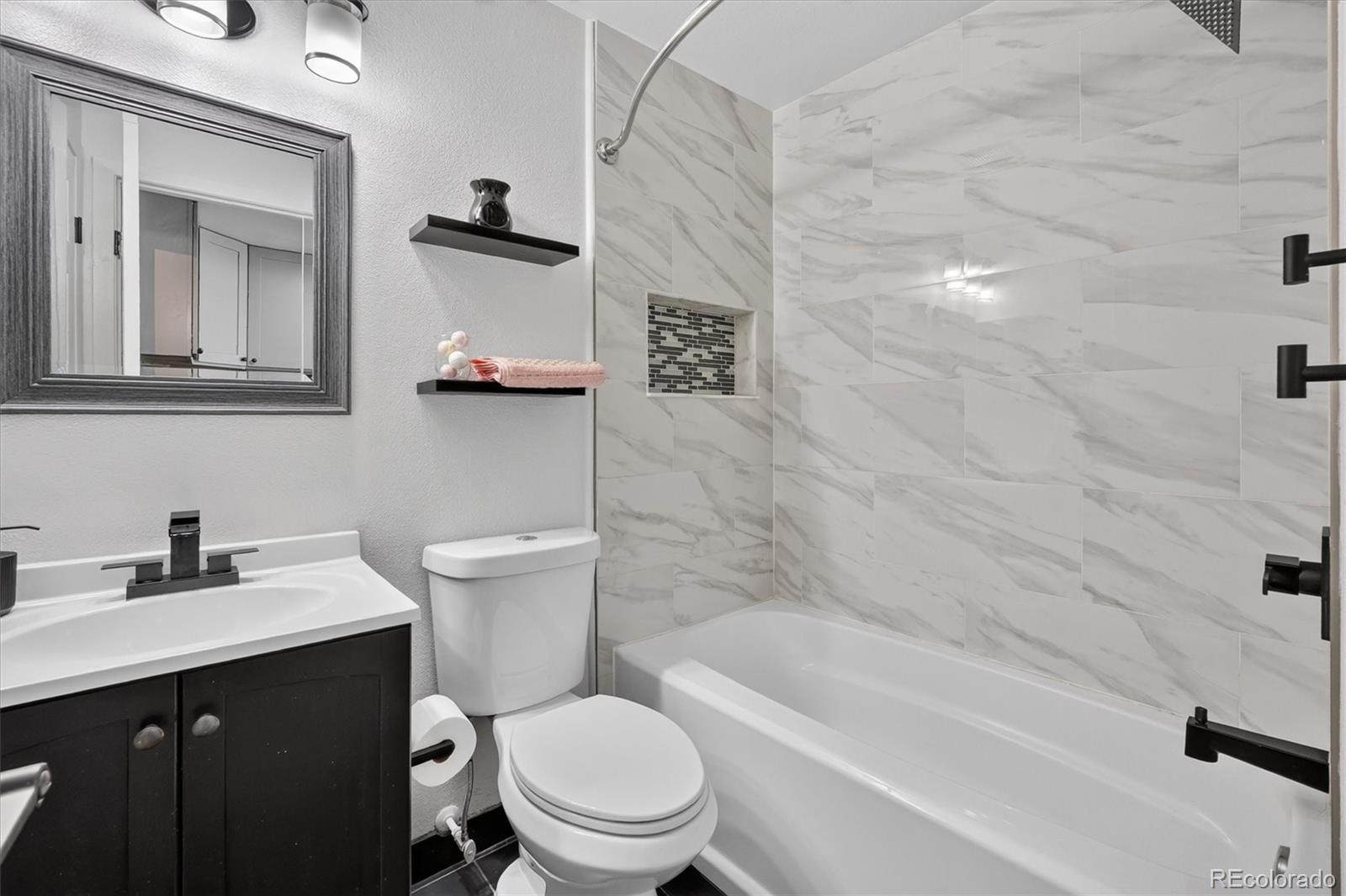 MLS Image #10 for 155 s sable boulevard,aurora, Colorado