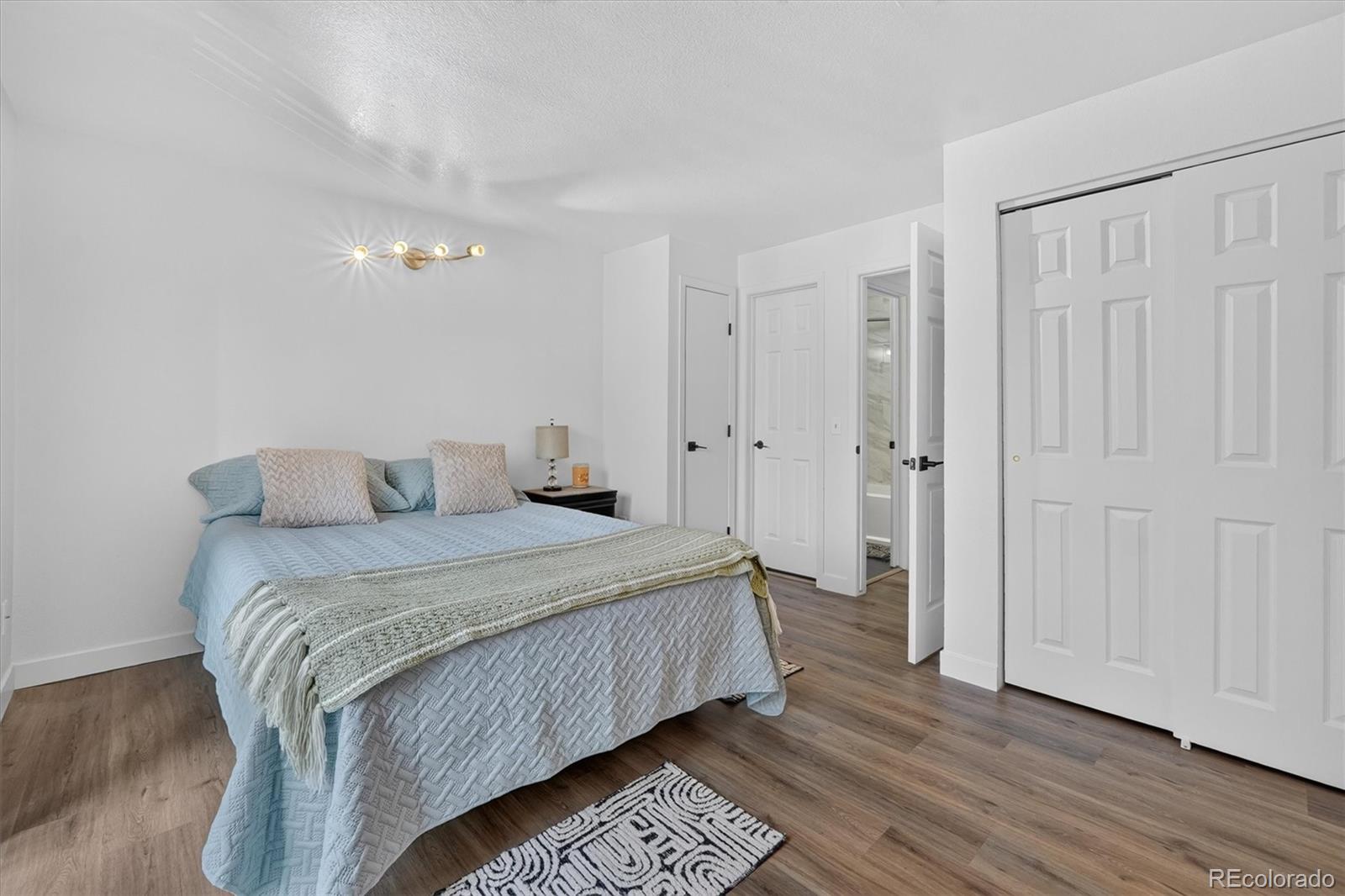MLS Image #12 for 155 s sable boulevard,aurora, Colorado
