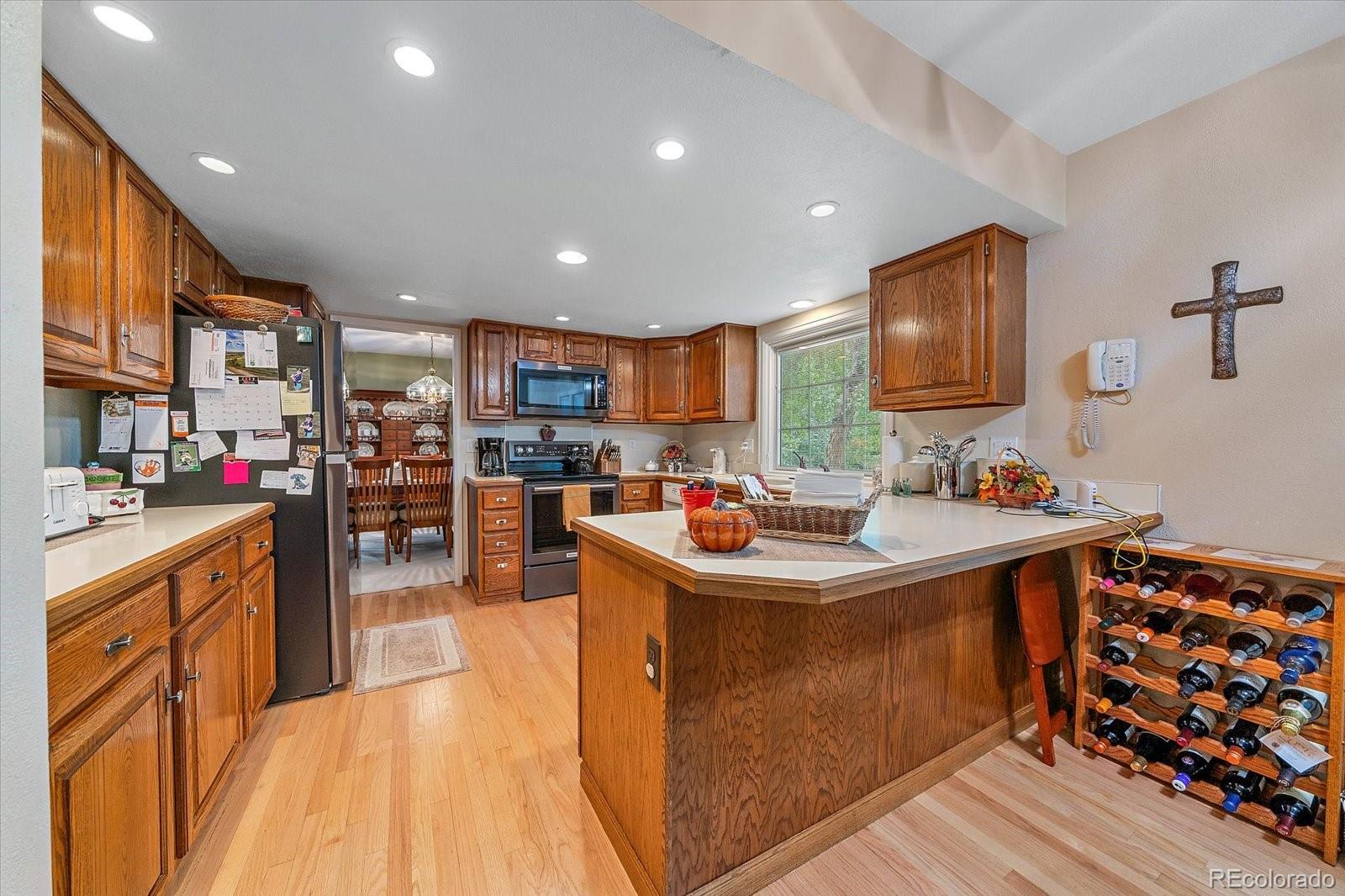 MLS Image #12 for 9885 w aqueduct place,littleton, Colorado