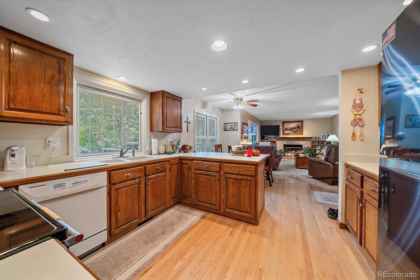 MLS Image #14 for 9885 w aqueduct place,littleton, Colorado