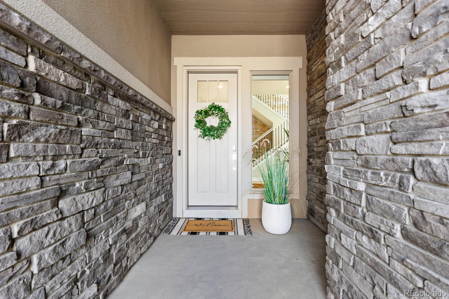 MLS Image #1 for 10424  maplebrook way,highlands ranch, Colorado