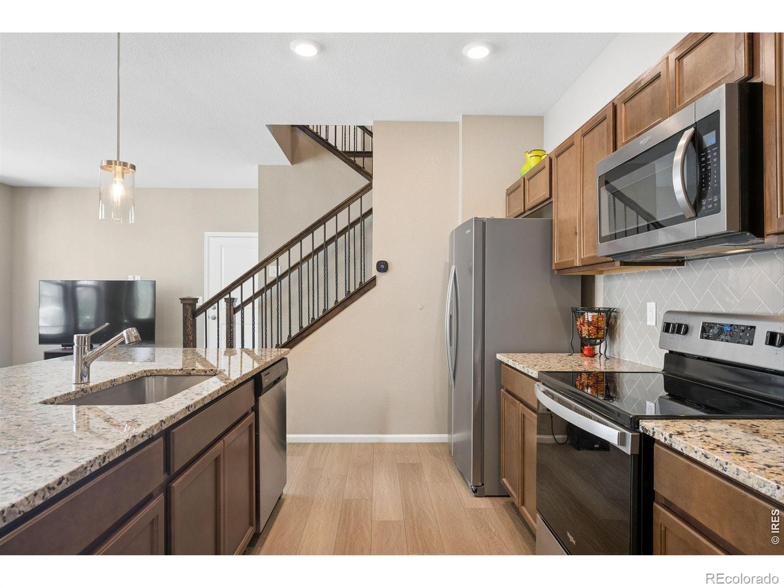 MLS Image #8 for 2478  winding drive,longmont, Colorado