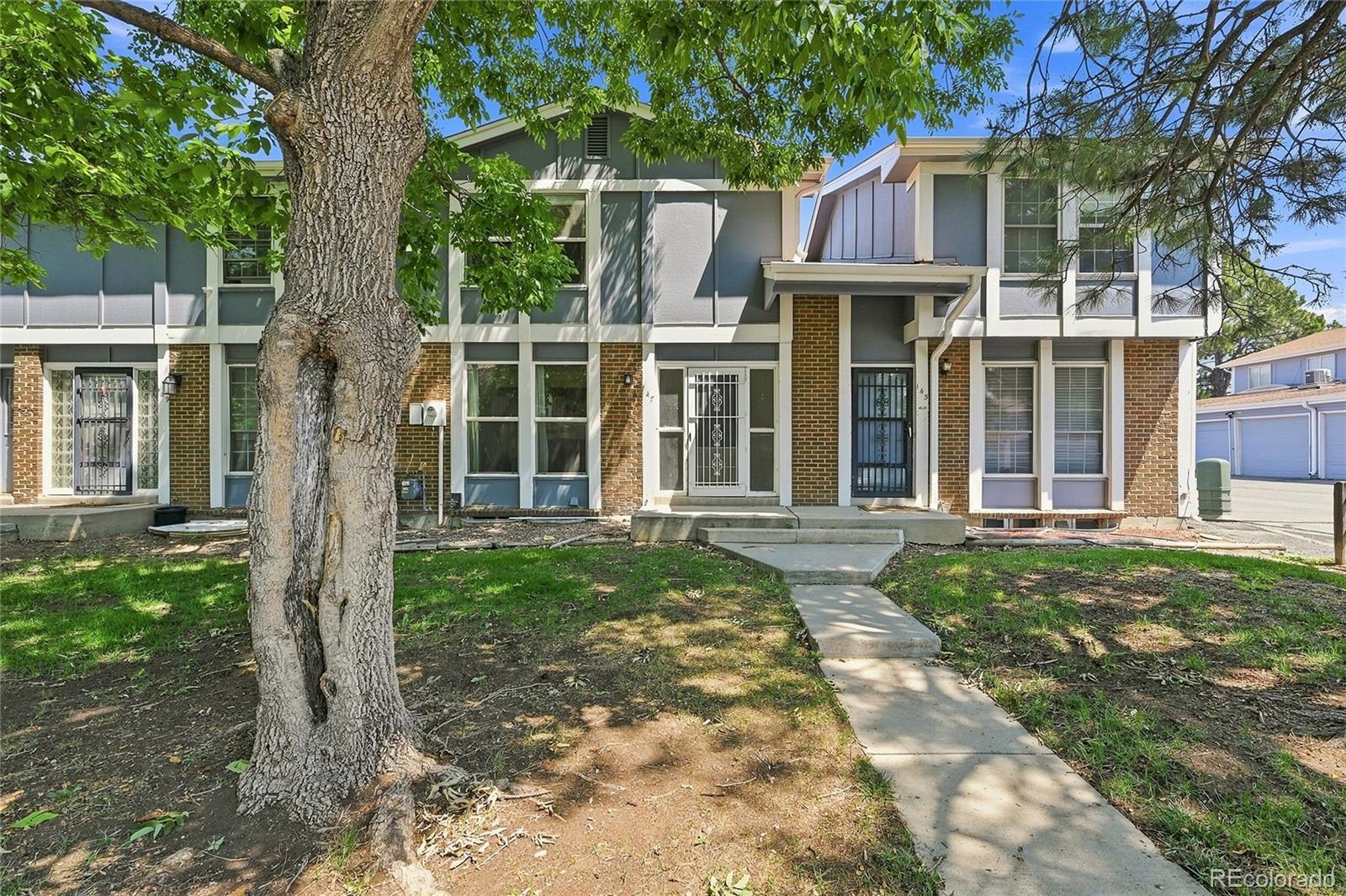 MLS Image #0 for 147  paris circle,aurora, Colorado