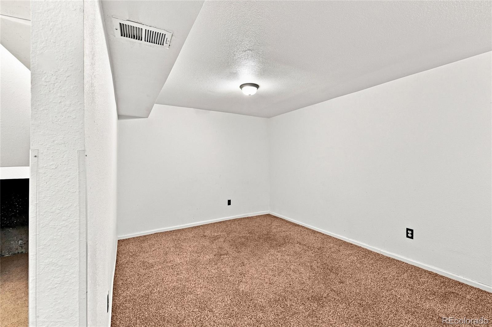 MLS Image #23 for 147  paris circle,aurora, Colorado