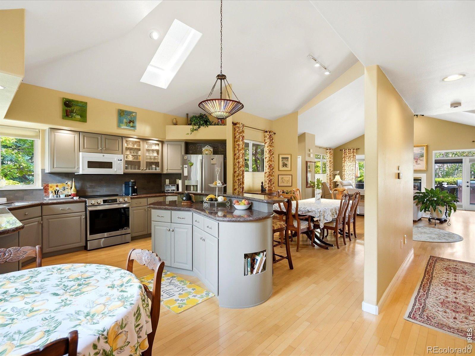 MLS Image #13 for 5056  coventry court,boulder, Colorado