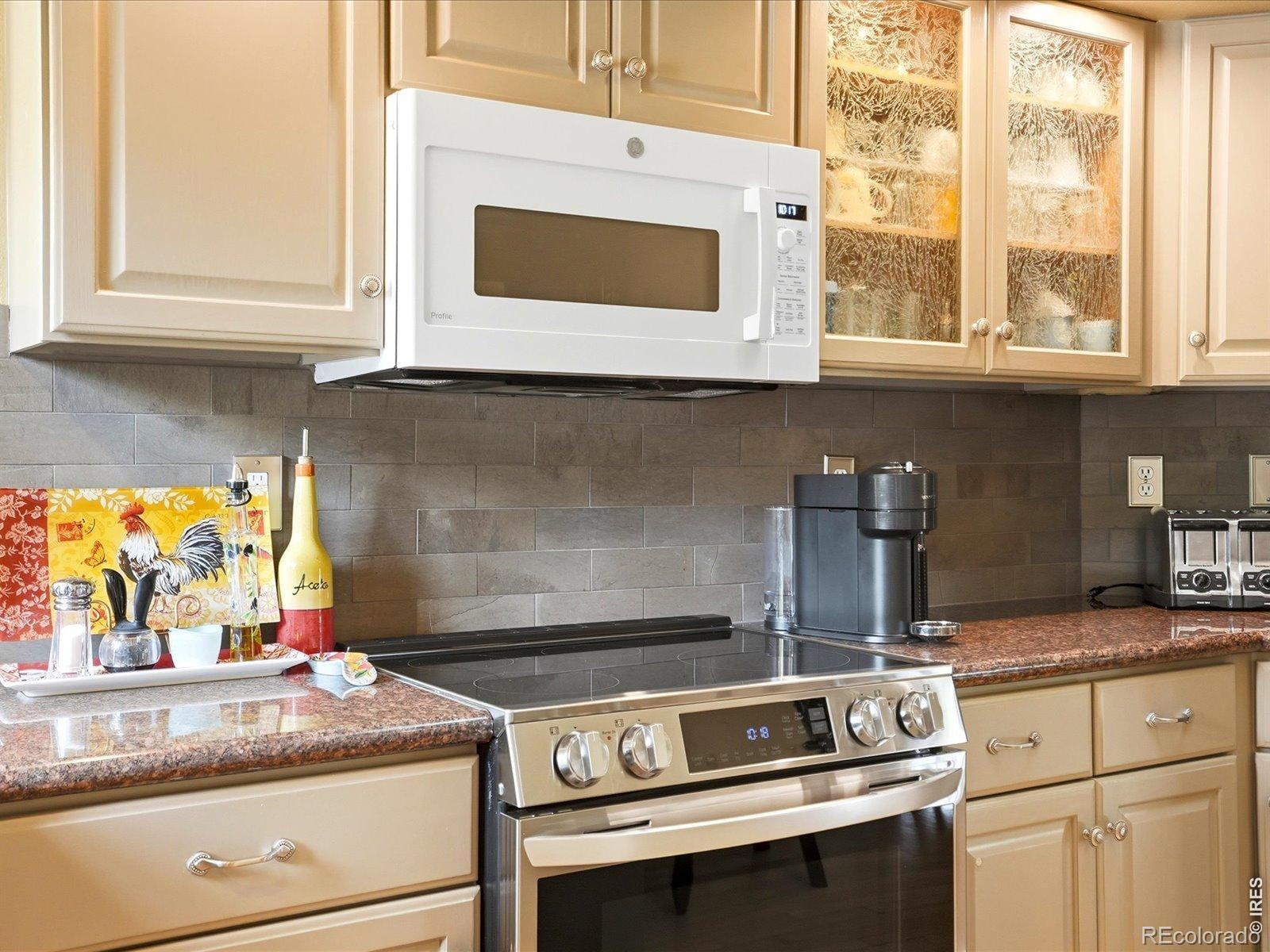 MLS Image #14 for 5056  coventry court,boulder, Colorado