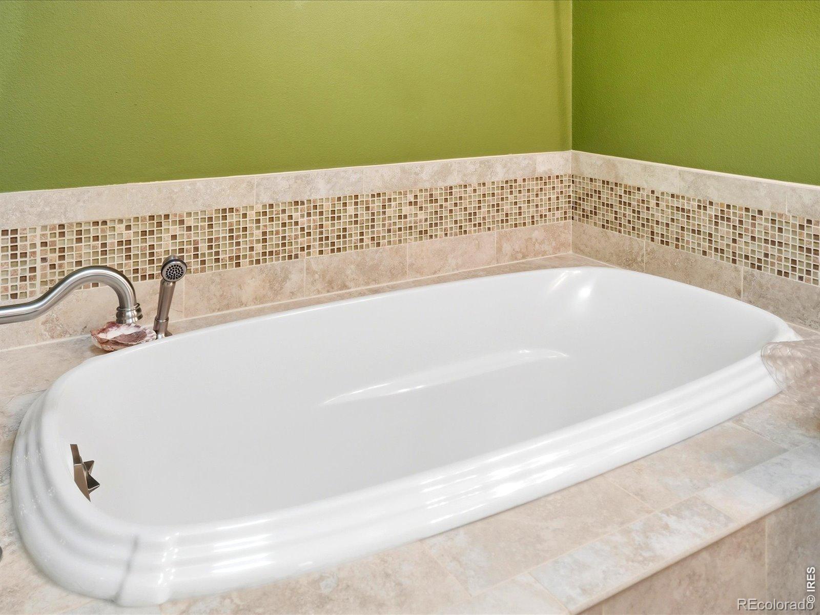 MLS Image #28 for 5056  coventry court,boulder, Colorado