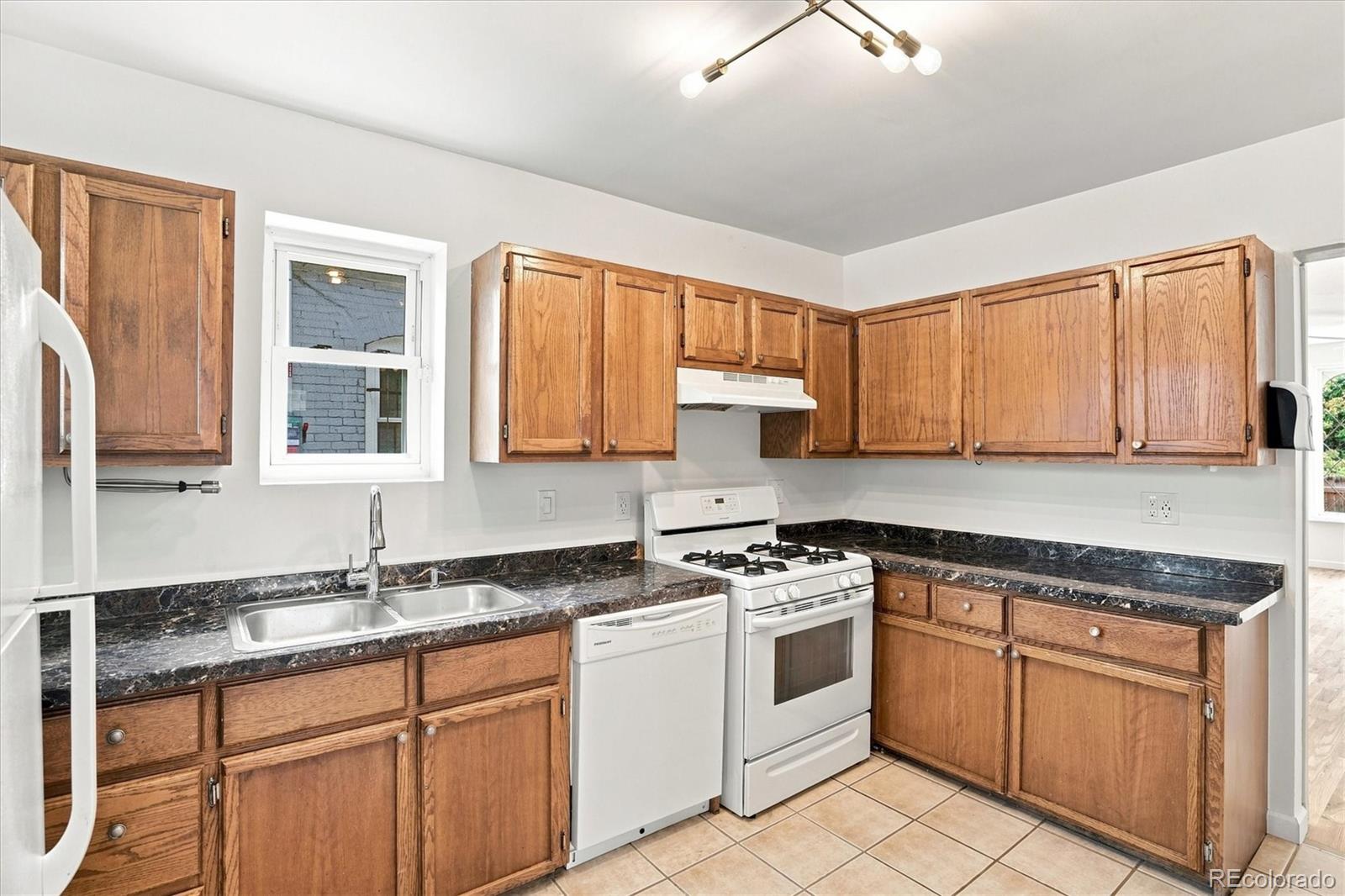 MLS Image #15 for 444  elati street,denver, Colorado