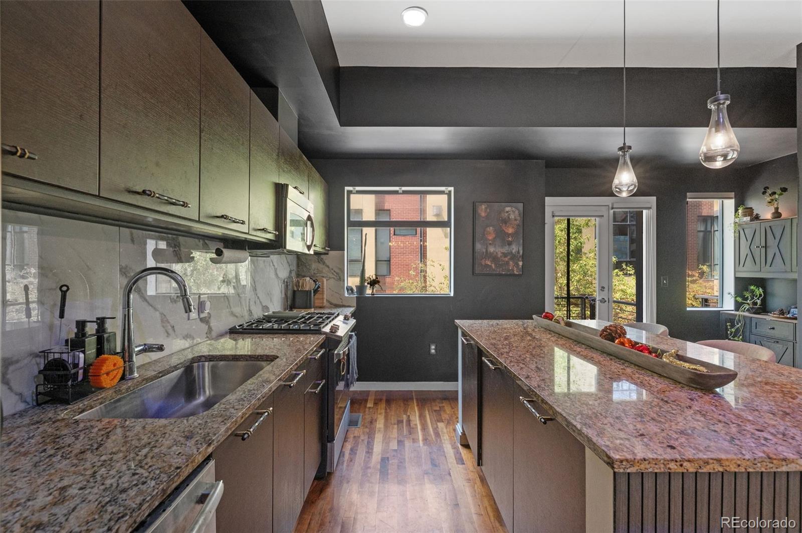 MLS Image #13 for 2325  walnut street,denver, Colorado