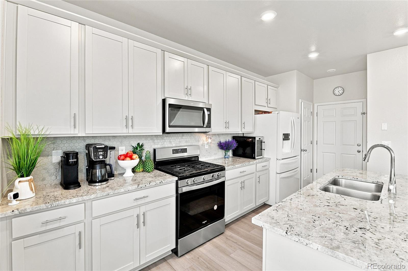 MLS Image #10 for 9140  pitkin street,commerce city, Colorado