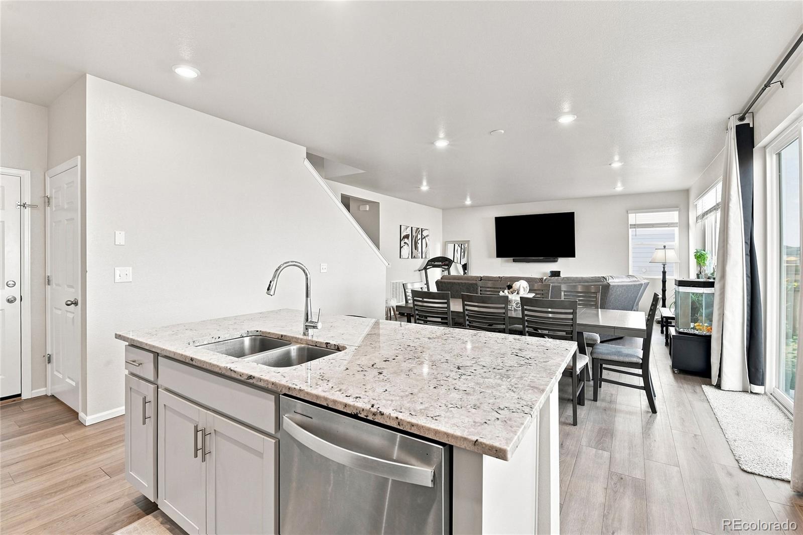 MLS Image #11 for 9140  pitkin street,commerce city, Colorado