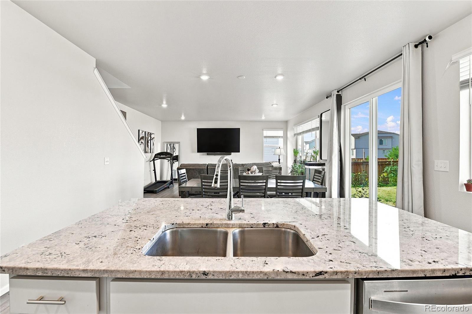 MLS Image #13 for 9140  pitkin street,commerce city, Colorado