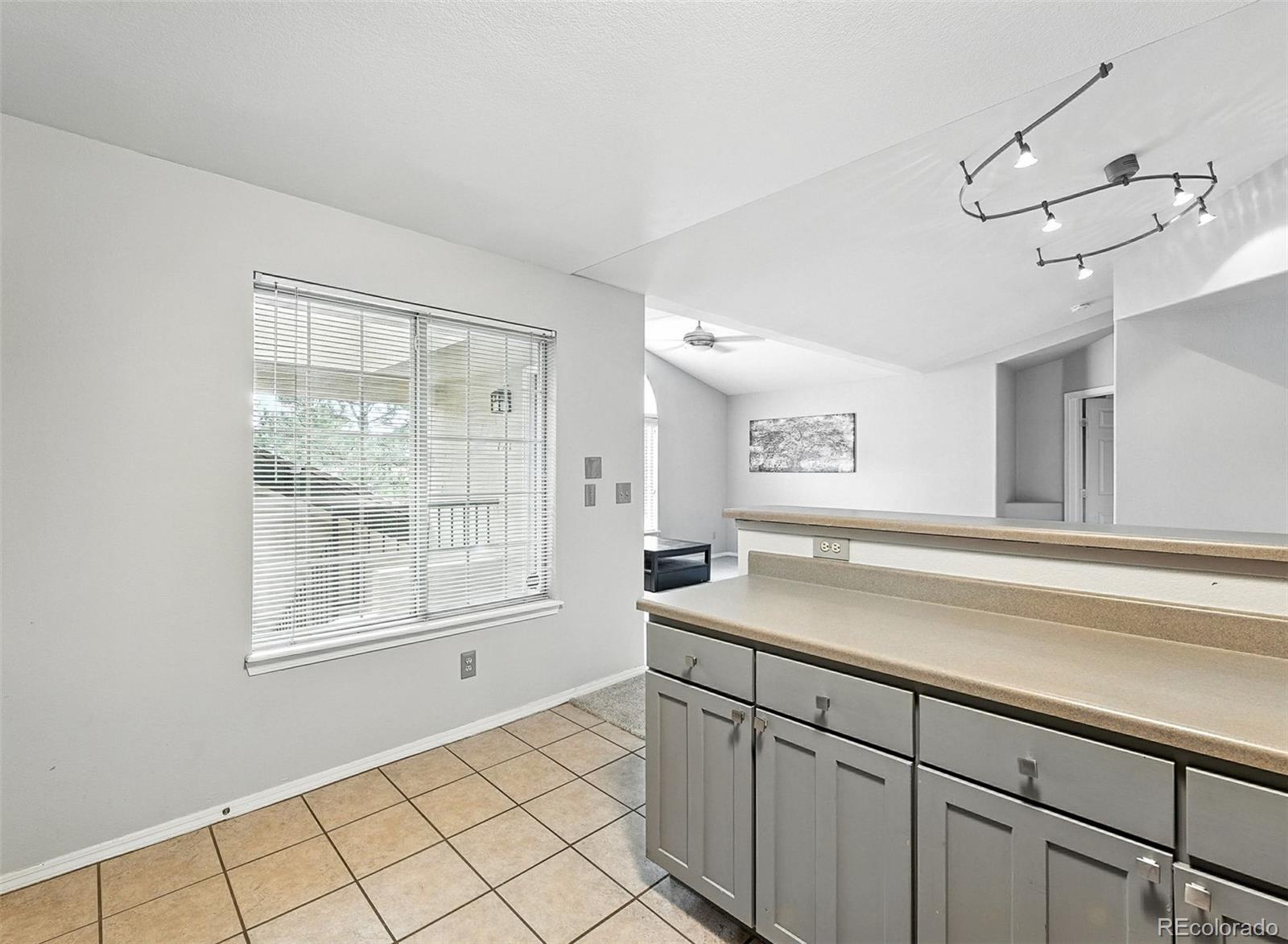 MLS Image #8 for 8671 e dry creek road 721,englewood, Colorado
