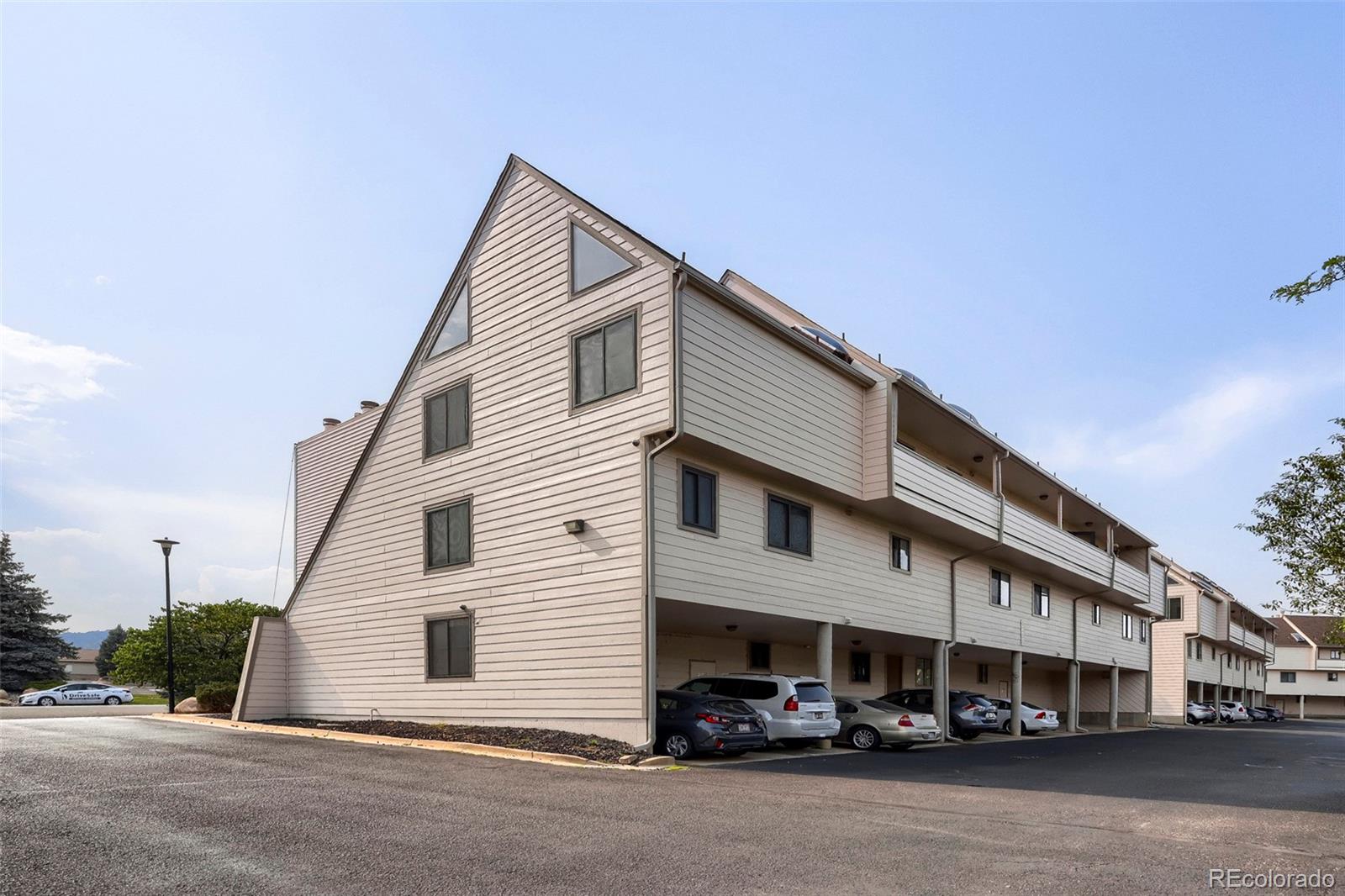 MLS Image #4 for 4266 s eldridge street,morrison, Colorado